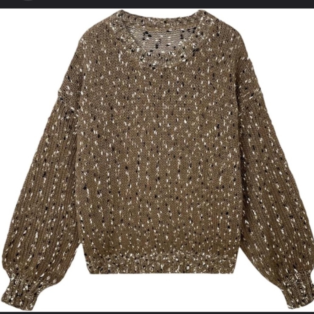 Women’s, loose pullover sweater, loose lantern sleeve 
Brown, black, gold